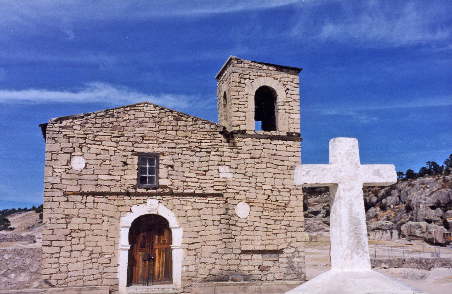 San_Ignacio_Mission_near_Creel_Mexico_-_panoramio